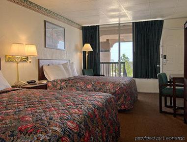 Days Inn By Wyndham Okemah Rum bild
